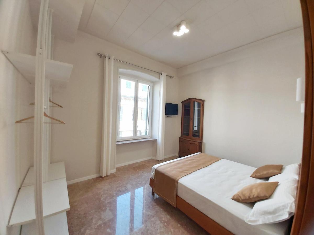 Apartmán Le Due Piazze Janov Exteriér fotografie